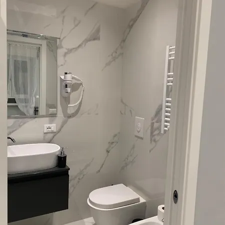 Al Barone 37 Bed & Breakfast